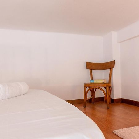 Soft Colors Exclusive Apartment - Navigli District - M2 Милано Екстериор снимка